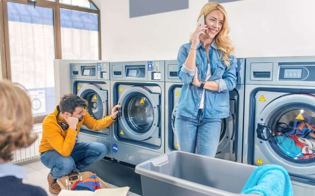 Should You Leave The Laundromat During A Wash Cycle?