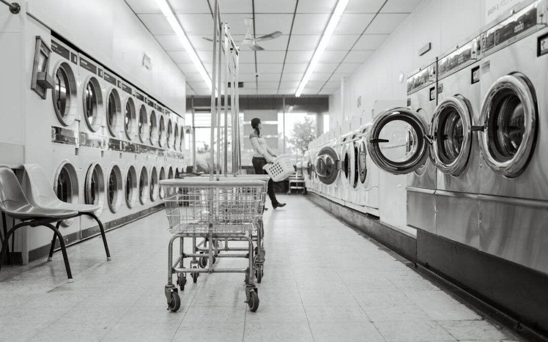 24-Hour Laundromats: Why Late-Night Laundry Can Be a Game-Changer